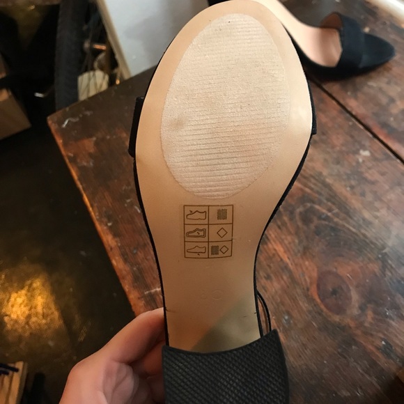 Urban Outfitters Ankle Strap Black Heels - Picture 4 of 4